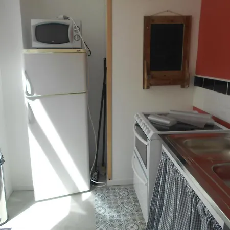 Apartment Maison Bleue Vichy