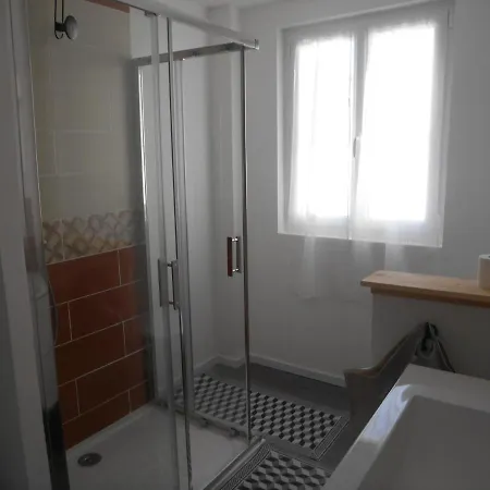 Maison Bleue * Vichy